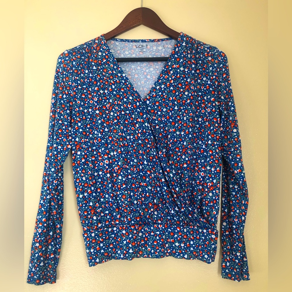 NWOT LOFT Floral Blouse size XS